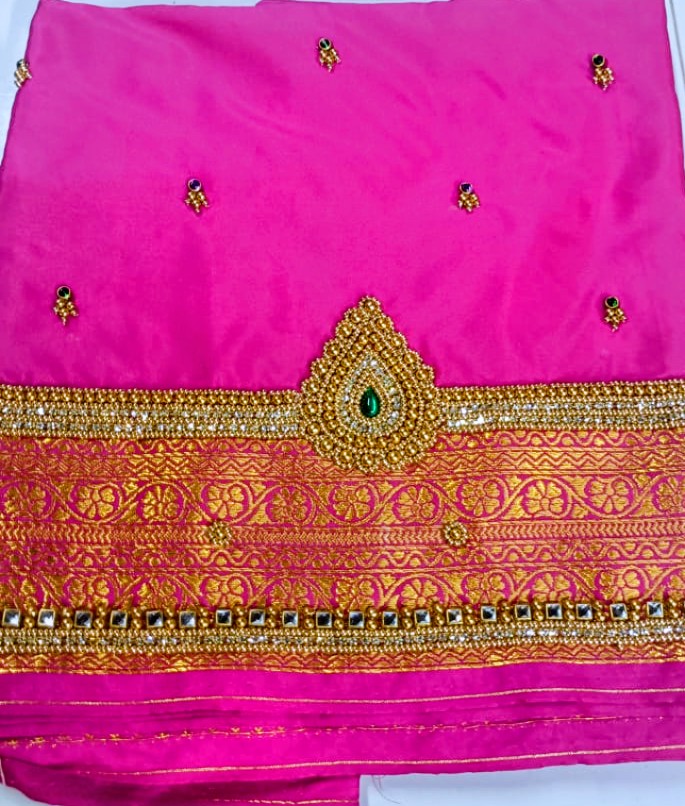 Aari Works handcrafted embroidery — Nashik